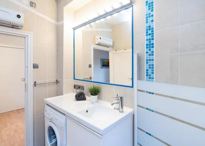 Housingleon - Plaza Mayor * León